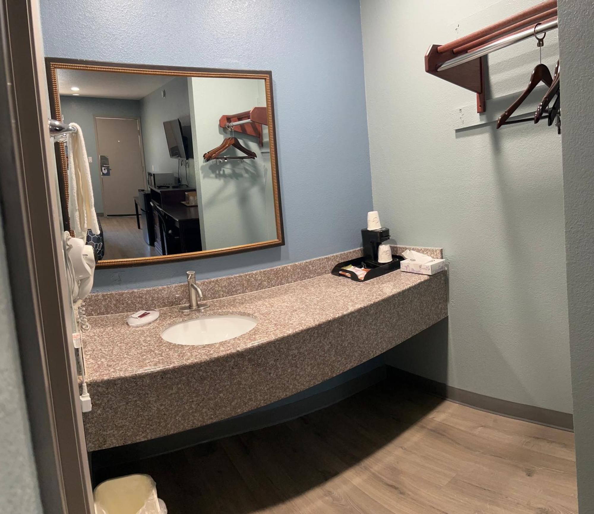 Ozark Inn Mena Екстериор снимка